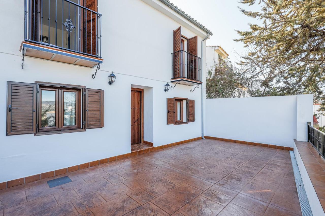 Fantastica Casa De 3 Bedroom Y 3 Banos - Casa De Relax- Montefrio Bagian luar foto